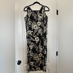 Pineapple Moon Floral Black and White Sleeveless Dress
